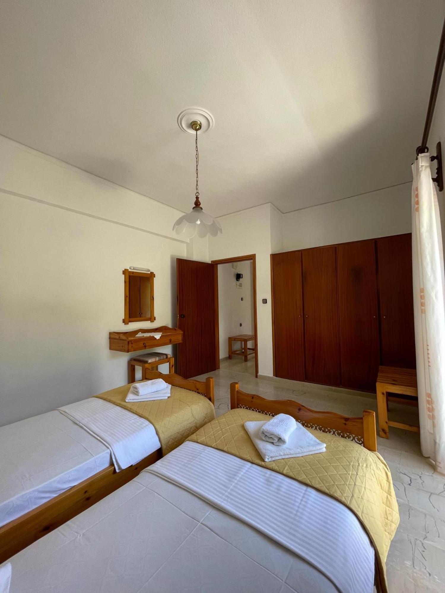 Aeolos Apartments كوليمفاري المظهر الخارجي الصورة