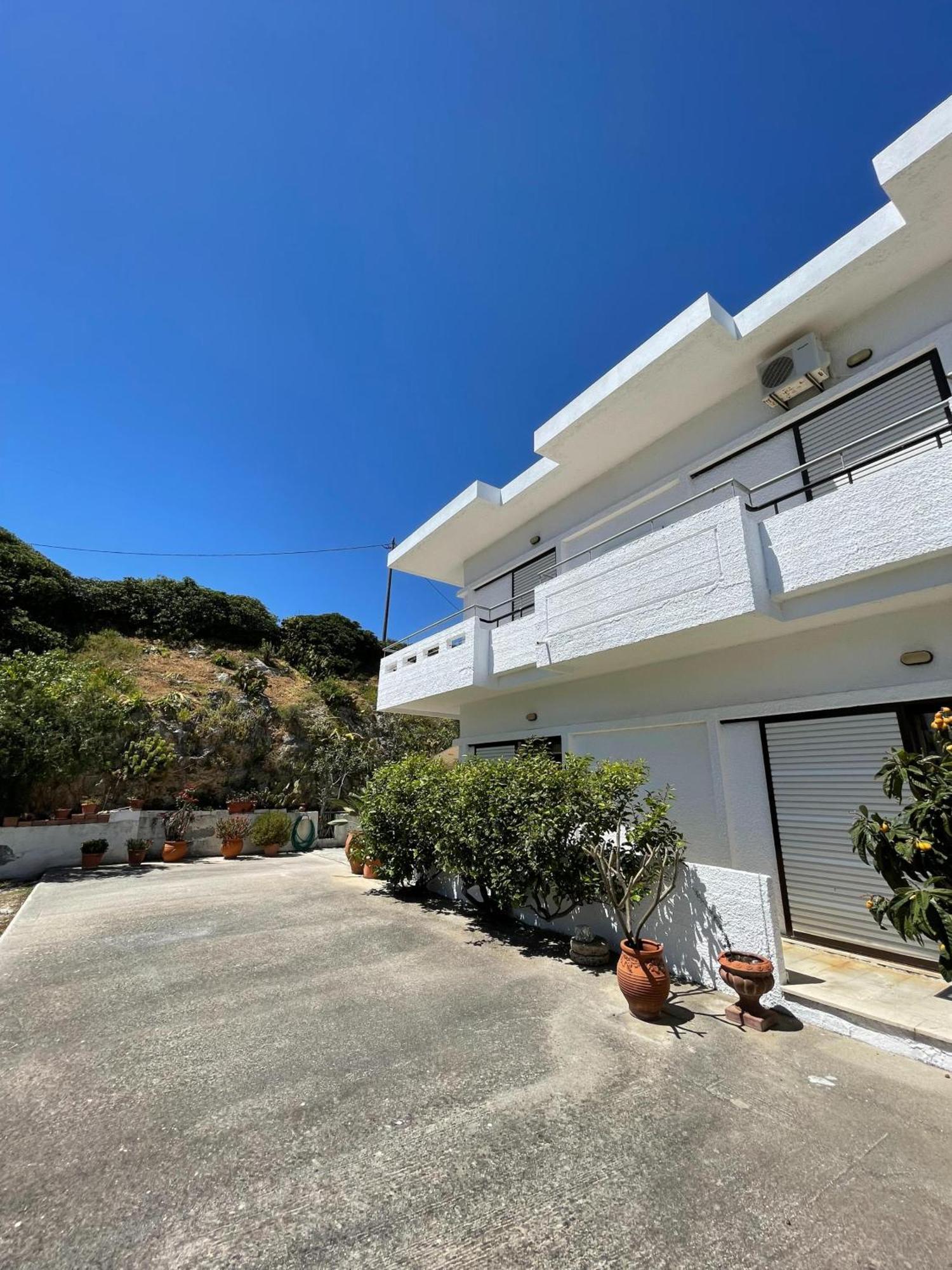 Aeolos Apartments كوليمفاري المظهر الخارجي الصورة