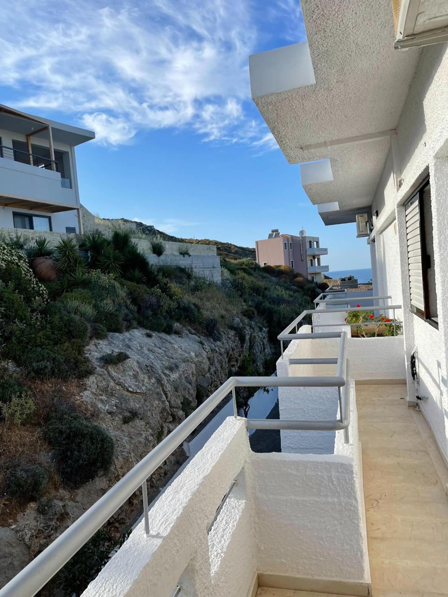 Aeolos Apartments كوليمفاري المظهر الخارجي الصورة