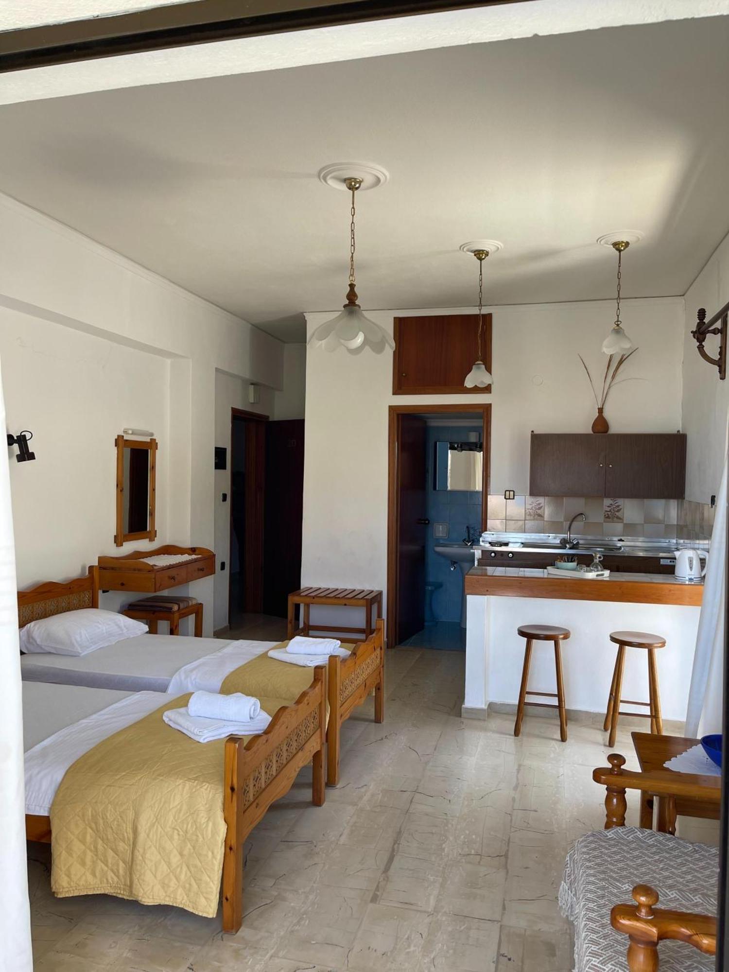 Aeolos Apartments كوليمفاري المظهر الخارجي الصورة