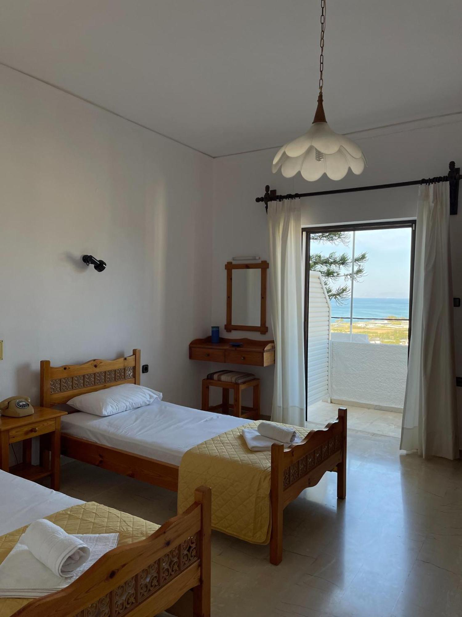 Aeolos Apartments كوليمفاري المظهر الخارجي الصورة